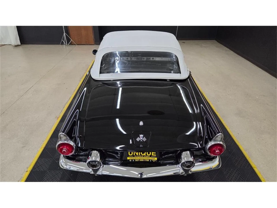 1955 Ford Thunderbird 1st Gen - Image 28 of 31