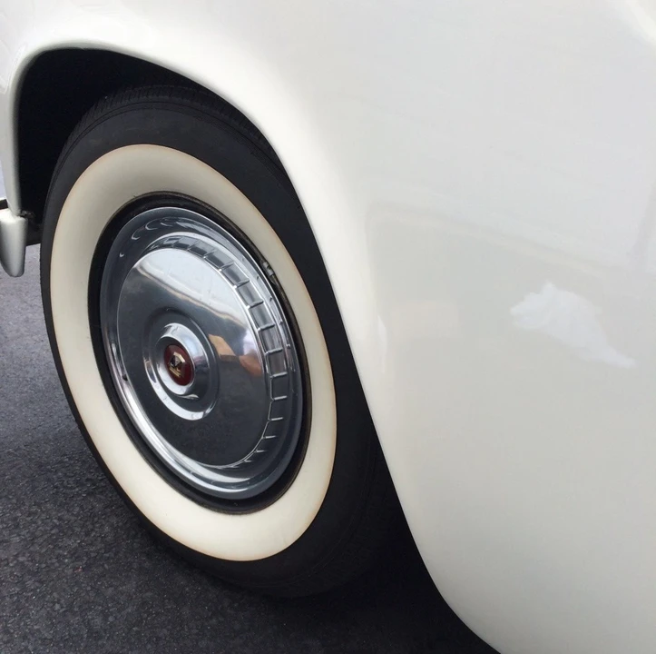 1955 Ford Thunderbird 1st Gen - Image 15 of 31