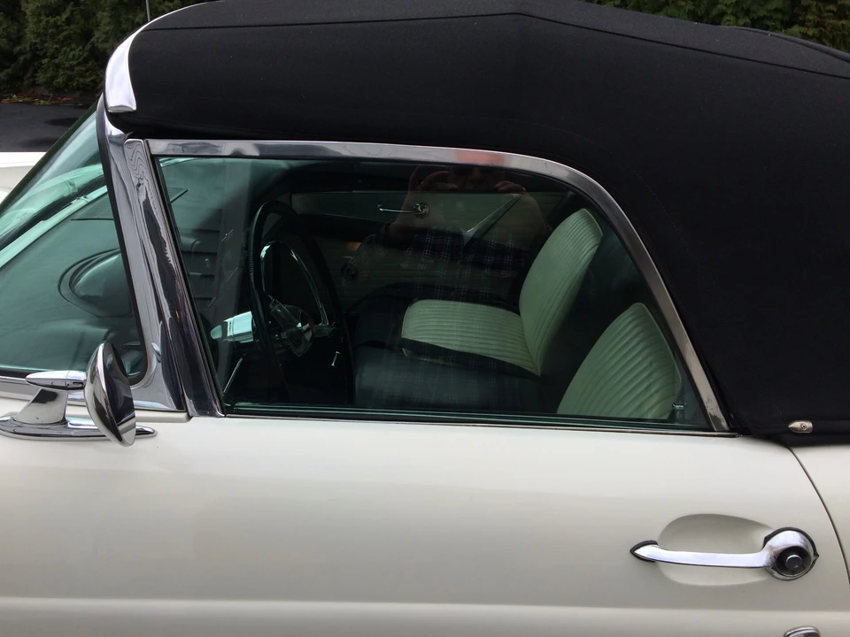 1955 Ford Thunderbird 1st Gen - Image 19 of 31