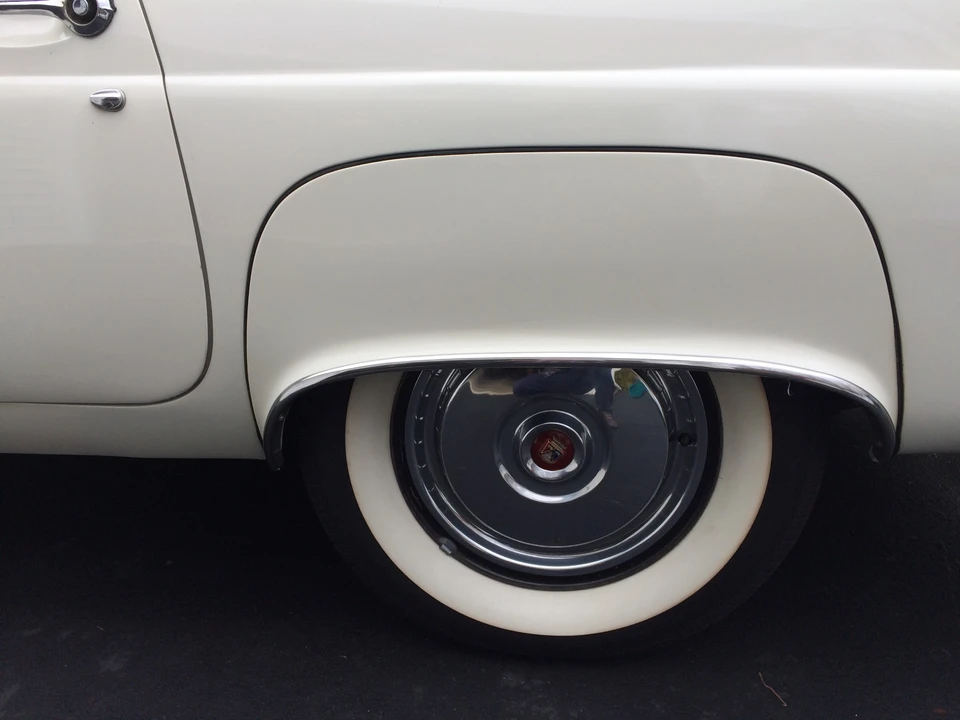 1955 Ford Thunderbird 1st Gen - Image 22 of 31