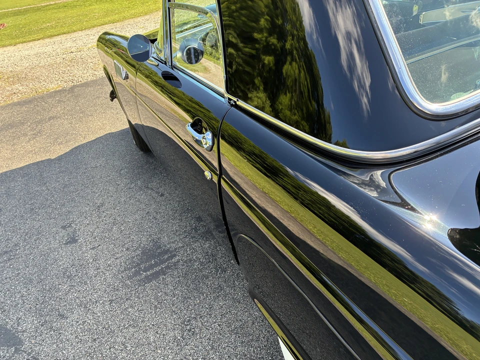 1955 Ford Thunderbird 1st Gen - Image 16 of 31