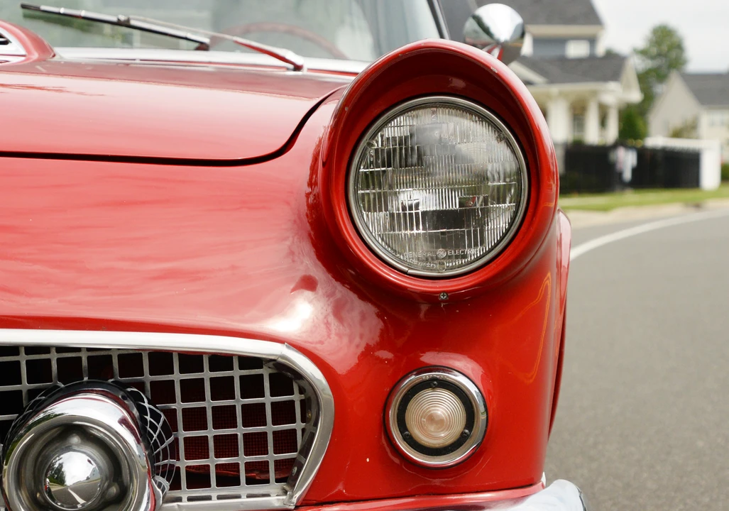 1955 Ford Thunderbird 1st Gen - Image 26 of 31