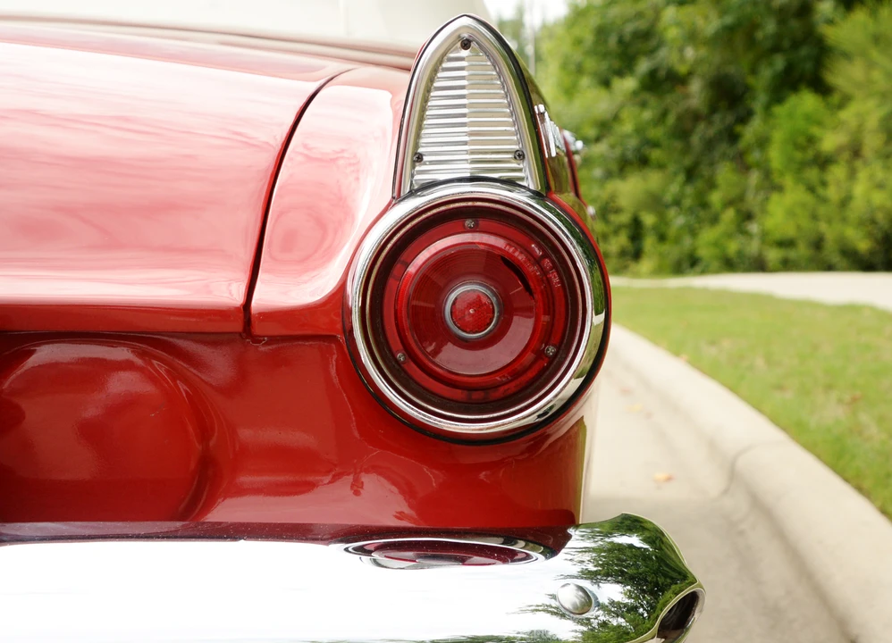 1955 Ford Thunderbird 1st Gen - Image 20 of 31