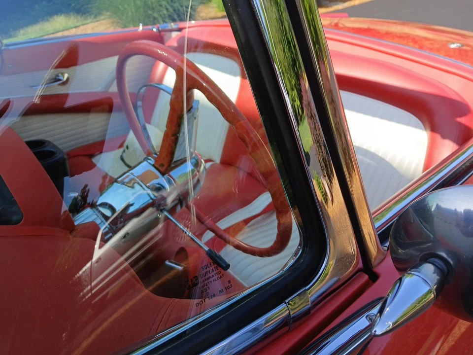 1955 Ford Thunderbird 1st Gen - Image 23 of 31