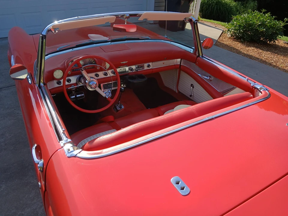 1955 Ford Thunderbird 1st Gen - Image 29 of 31