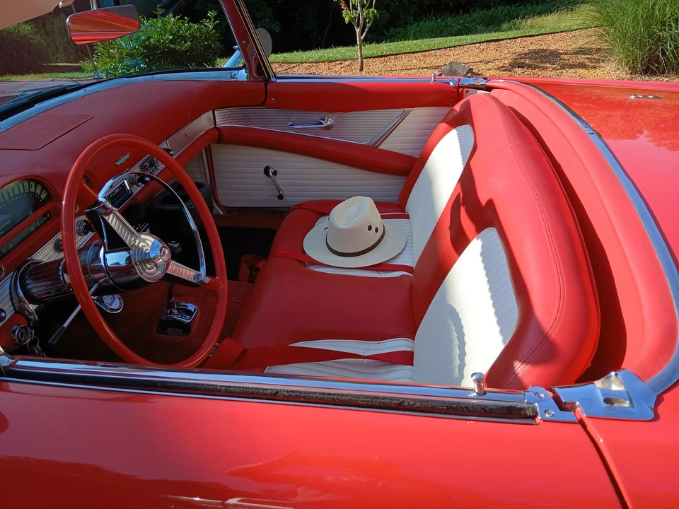 1955 Ford Thunderbird 1st Gen - Image 30 of 31