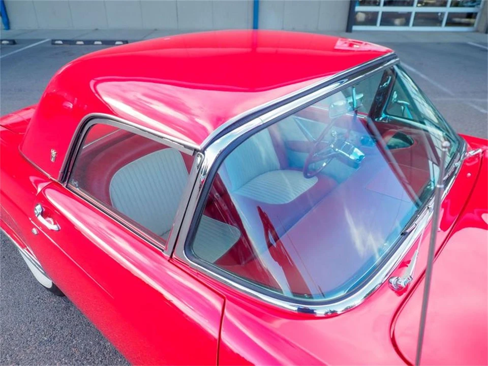 1955 Ford Thunderbird 1st Gen - Image 28 of 31