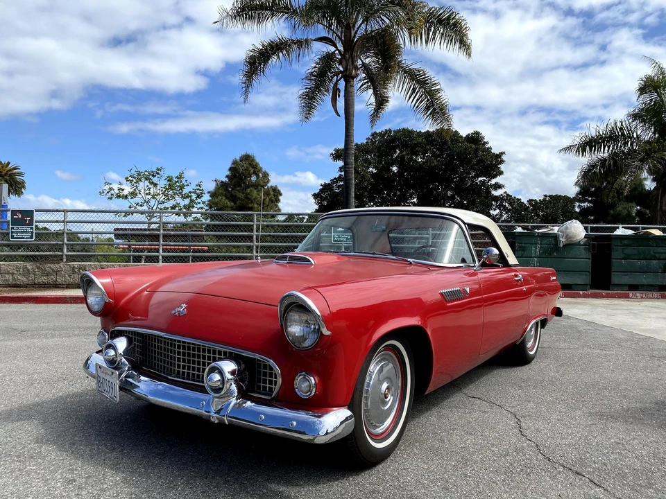 1955 Ford Thunderbird 1st Gen - Image 28 of 31