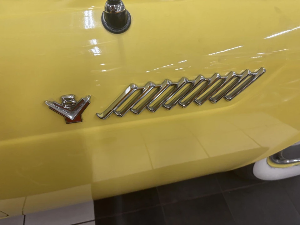 1955 Ford Thunderbird 1st Gen - Image 25 of 31