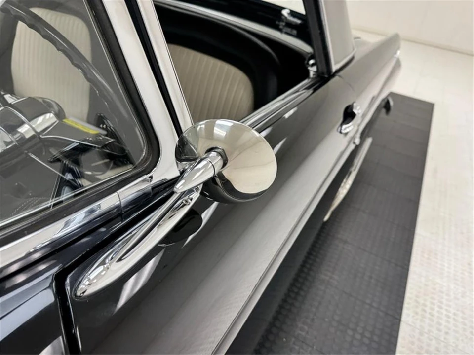 1955 Ford Thunderbird 1st Gen - Image 24 of 31