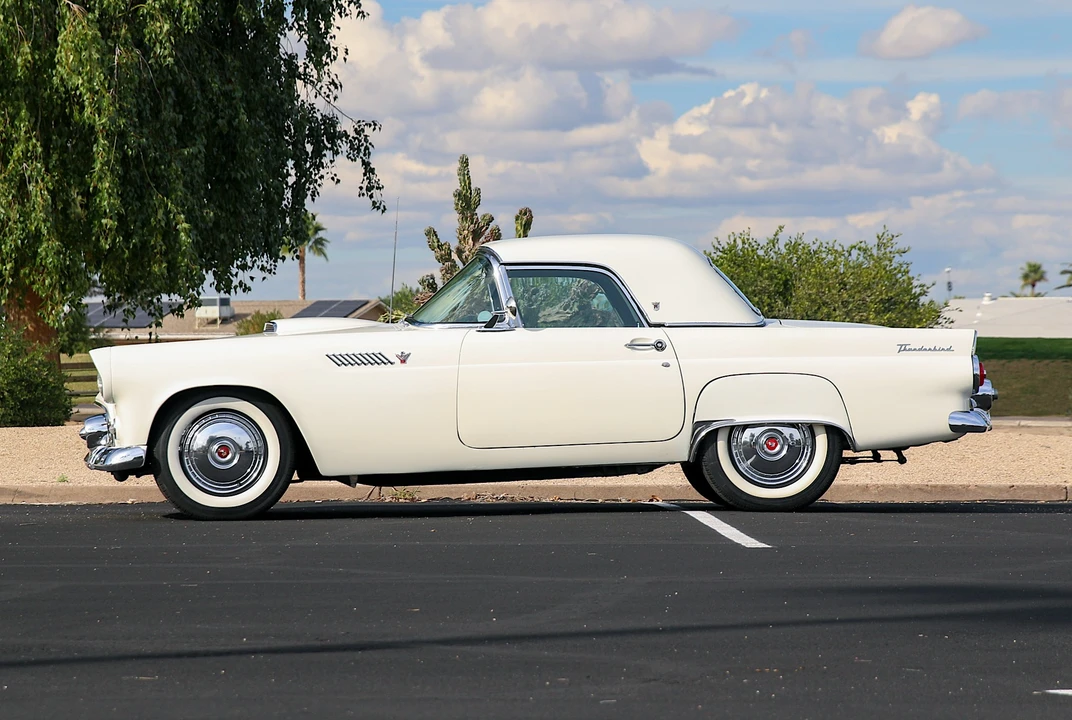 1955 Ford Thunderbird 1st Gen - Image 16 of 31