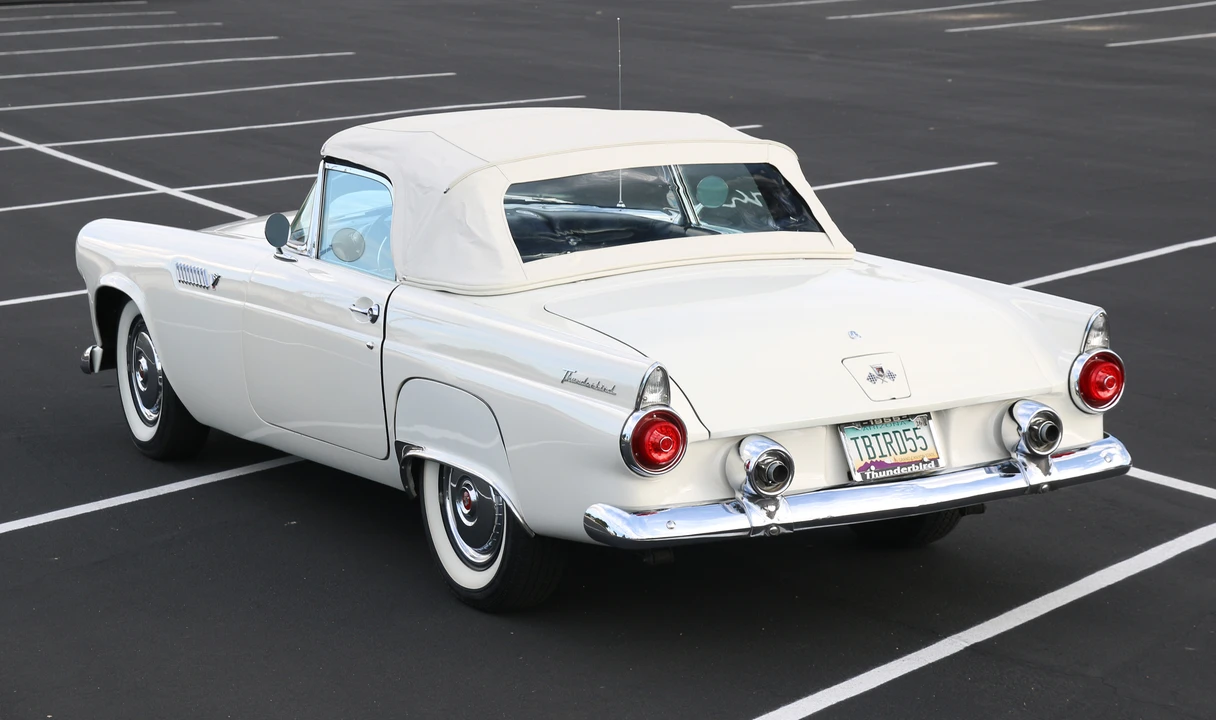 1955 Ford Thunderbird 1st Gen - Image 29 of 31