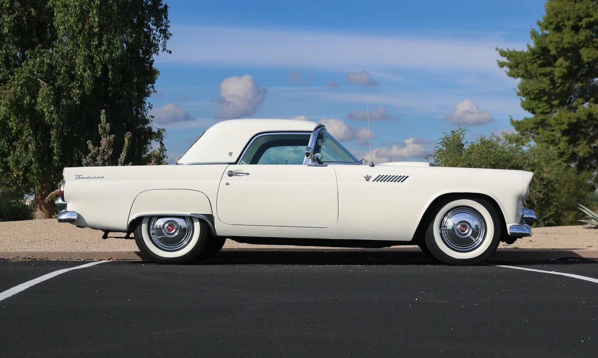 1955 Ford Thunderbird 1st Gen - Image 22 of 31
