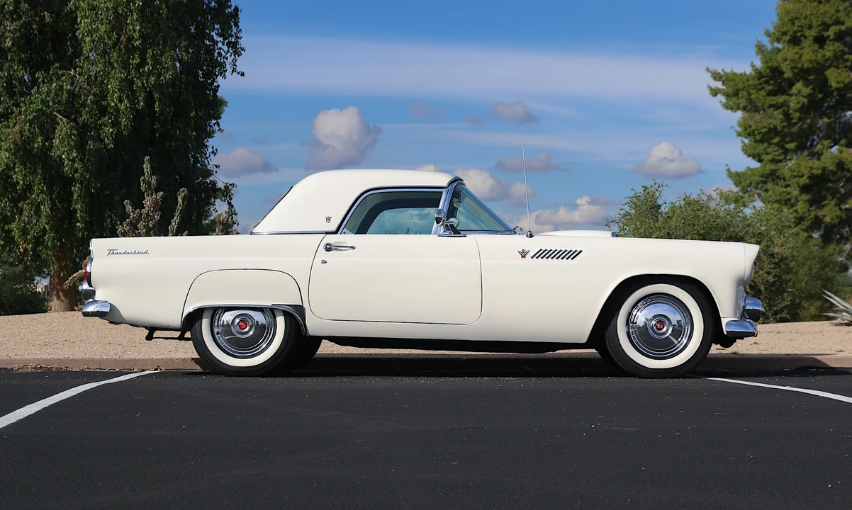 1955 Ford Thunderbird 1st Gen - Image 20 of 31