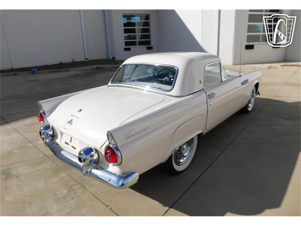 1955 Ford Thunderbird 1st Gen - Image 26 of 31