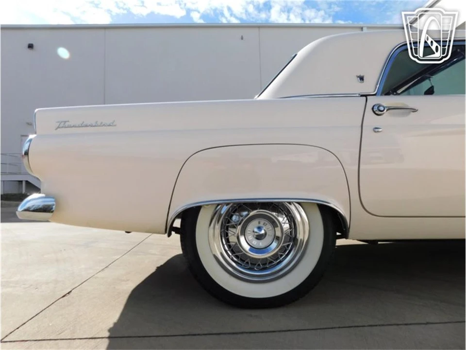 1955 Ford Thunderbird 1st Gen - Image 27 of 31
