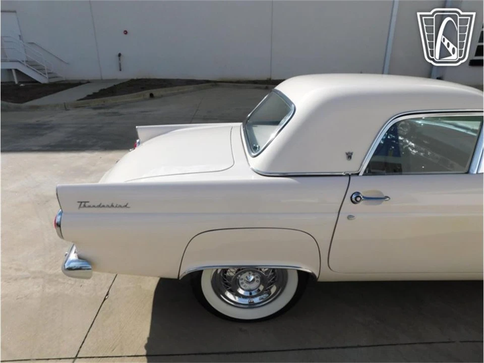 1955 Ford Thunderbird 1st Gen - Image 29 of 31