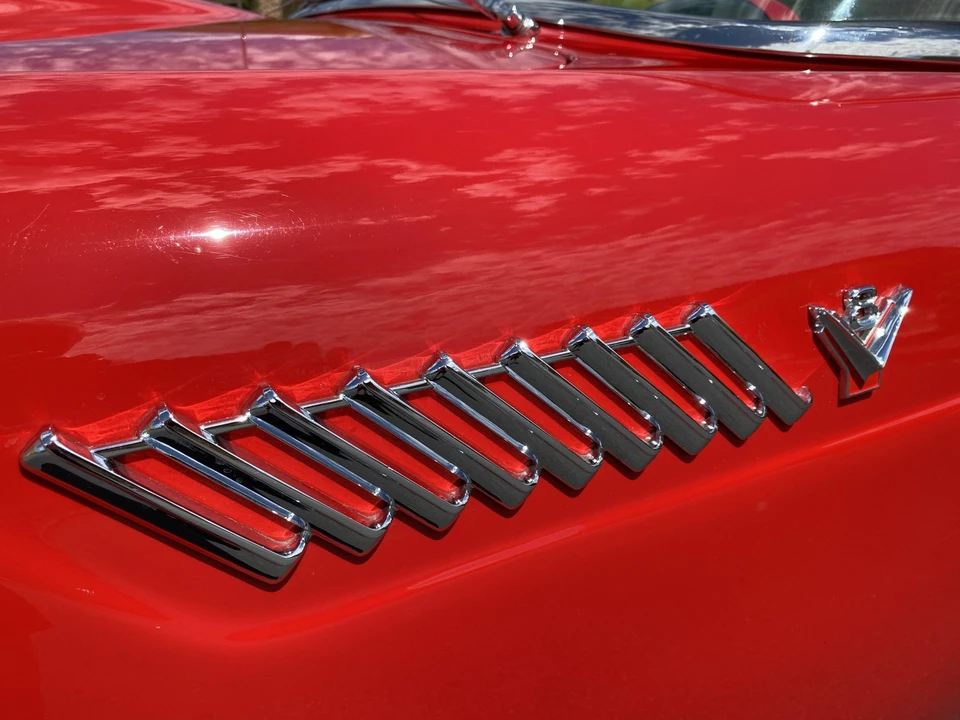 1955 Ford Thunderbird 1st Gen - Image 29 of 31