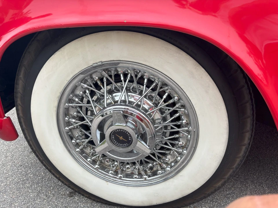 1955 Ford Thunderbird 1st Gen - Image 28 of 31