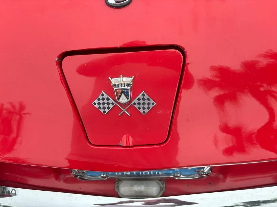 1955 Ford Thunderbird 1st Gen - Image 19 of 31