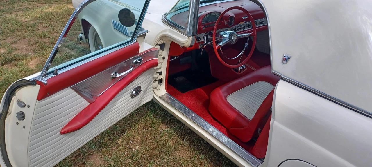 1955 Ford Thunderbird 1st Gen - Image 29 of 31