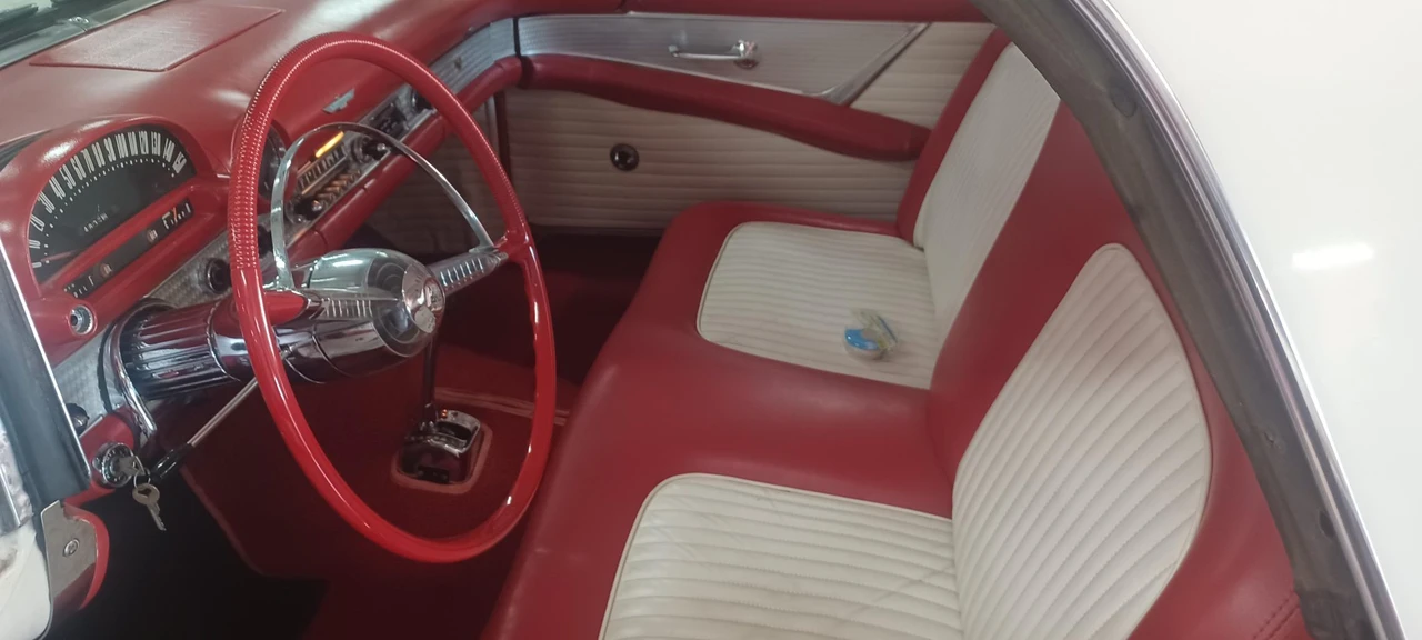 1955 Ford Thunderbird 1st Gen - Image 27 of 31