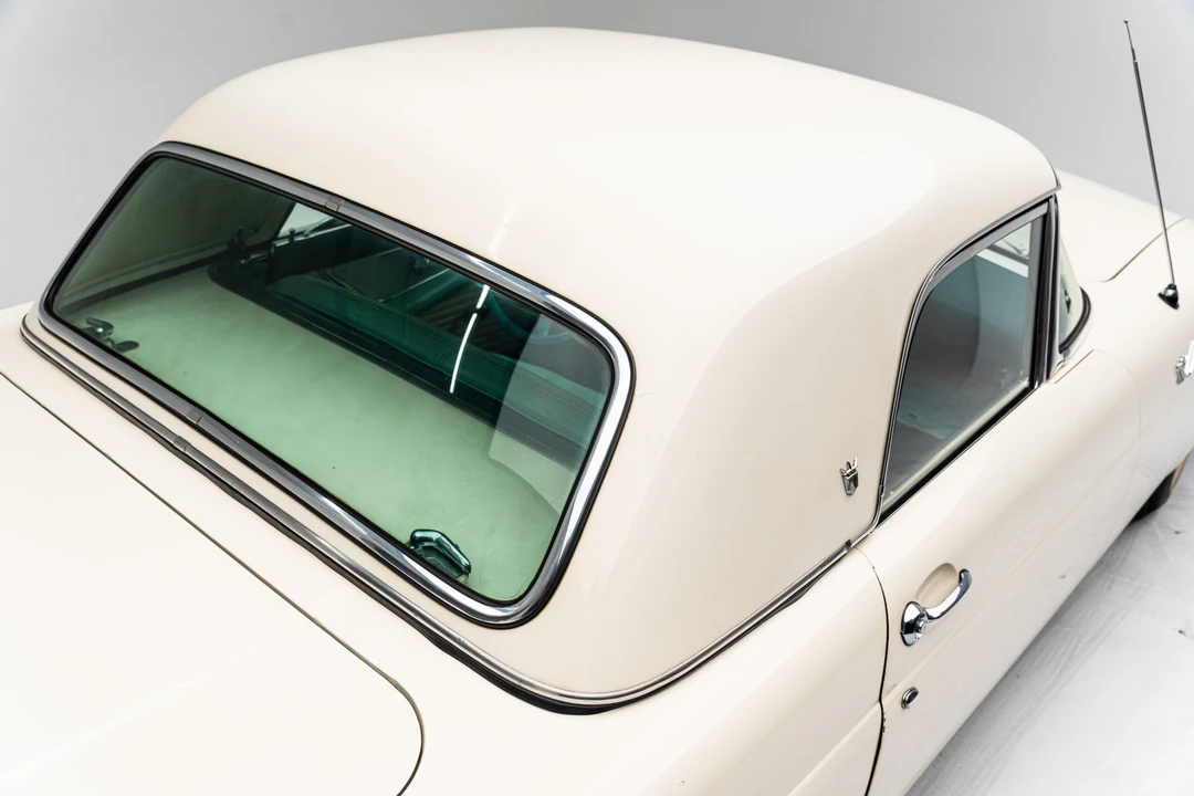1955 Ford Thunderbird 1st Gen - Image 27 of 31