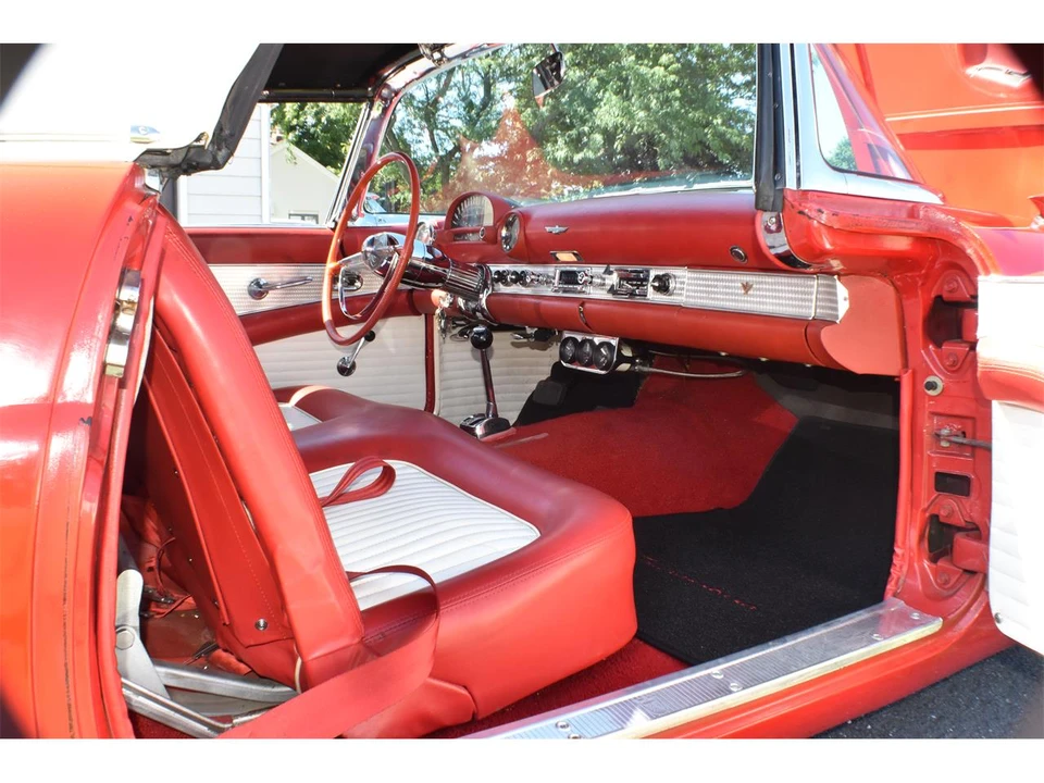 1955 Ford Thunderbird 1st Gen - Image 25 of 31