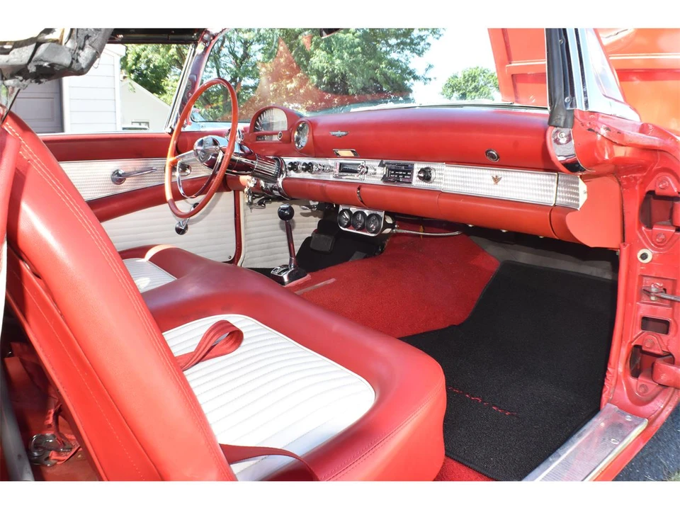 1955 Ford Thunderbird 1st Gen - Image 26 of 31