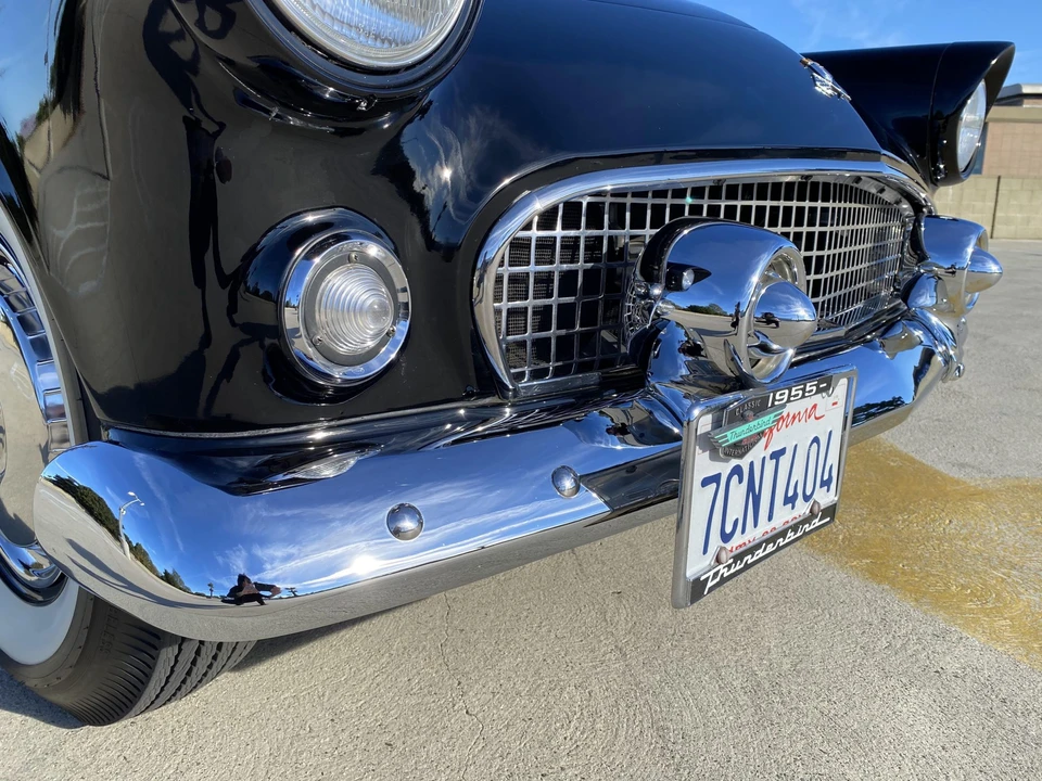 1955 Ford Thunderbird 1st Gen - Image 19 of 31