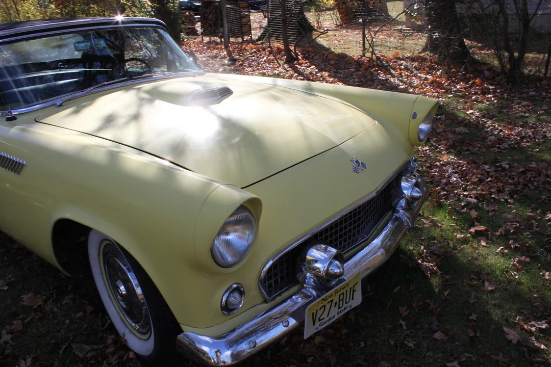 1955 Ford Thunderbird 1st Gen - Image 22 of 31