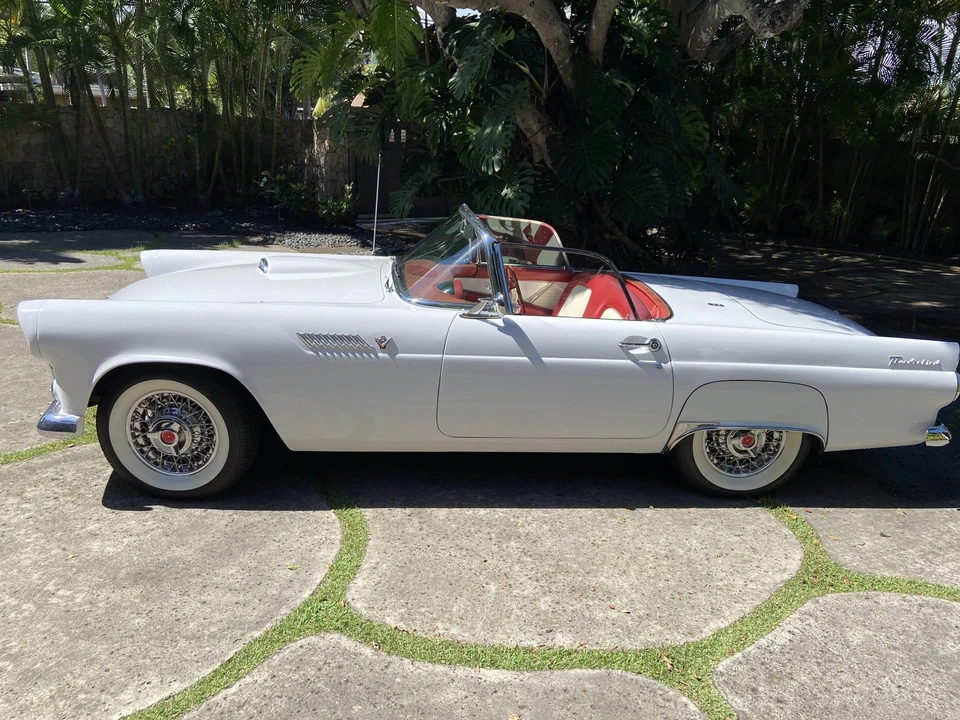 1955 Ford Thunderbird 1st Gen - Image 28 of 31