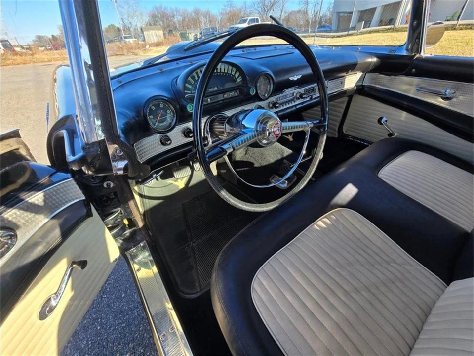 1955 Ford Thunderbird 1st Gen - Image 15 of 25