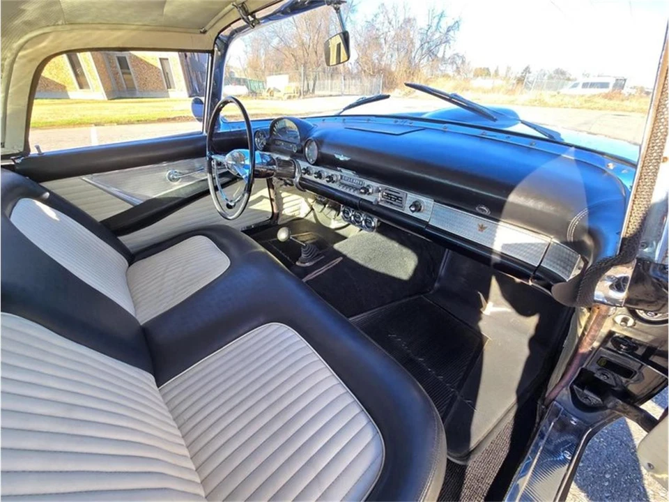 1955 Ford Thunderbird 1st Gen - Image 19 of 25