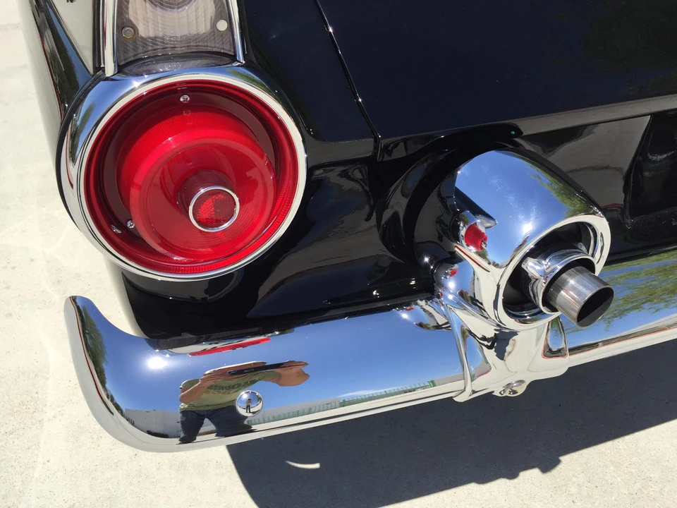 1955 Ford Thunderbird 1st Gen - Image 24 of 31