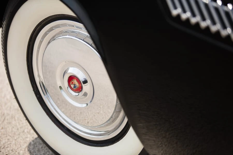 1955 Ford Thunderbird 1st Gen - Image 11 of 12