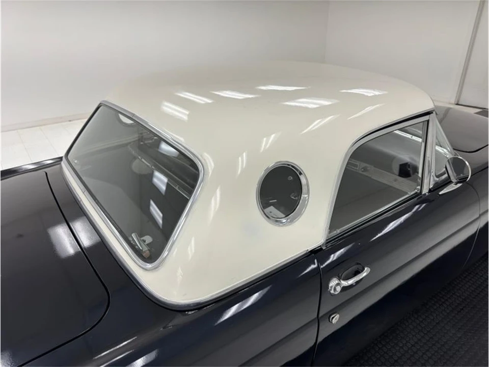 1955 Ford Thunderbird 1st Gen - Image 23 of 31
