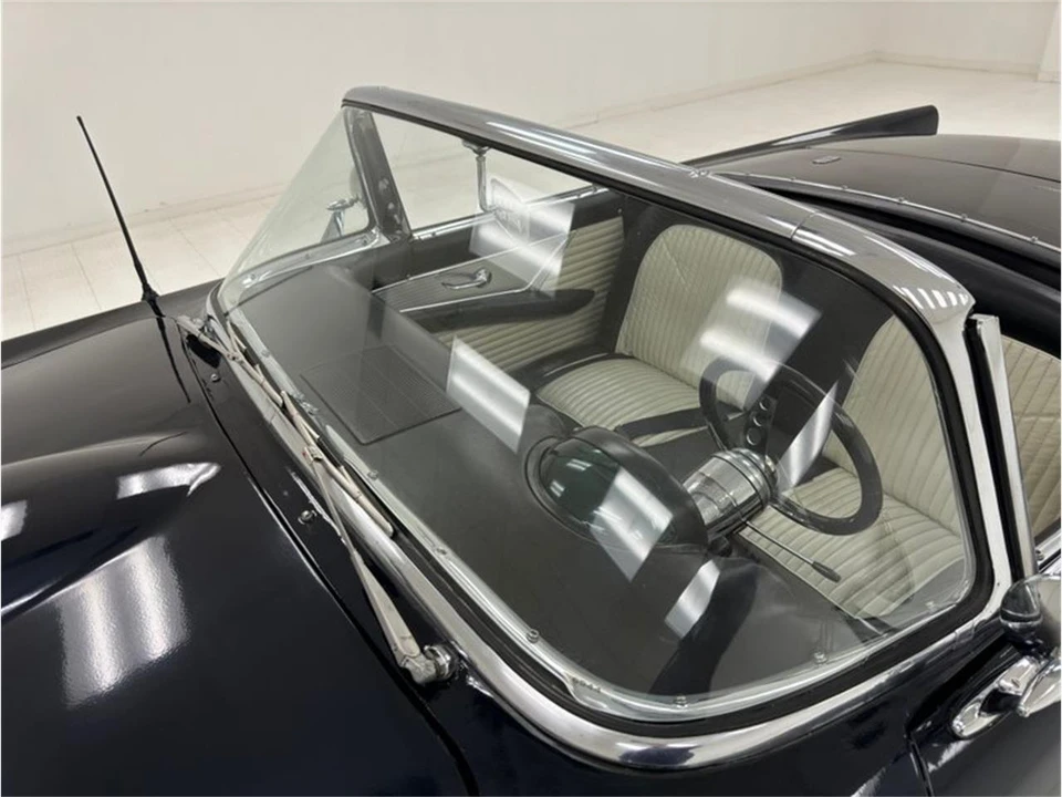 1955 Ford Thunderbird 1st Gen - Image 18 of 31