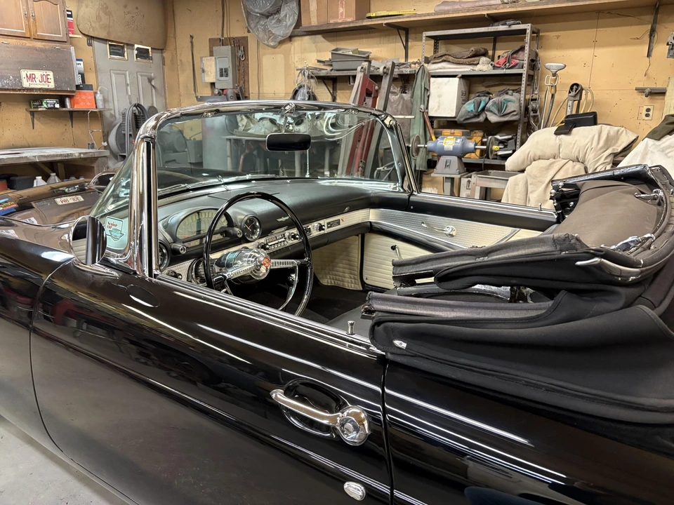1955 Ford Thunderbird 1st Gen - Image 15 of 31