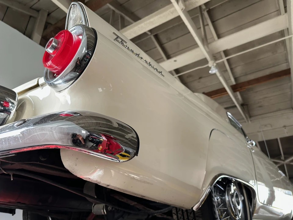 1955 Ford Thunderbird 1st Gen - Image 19 of 31