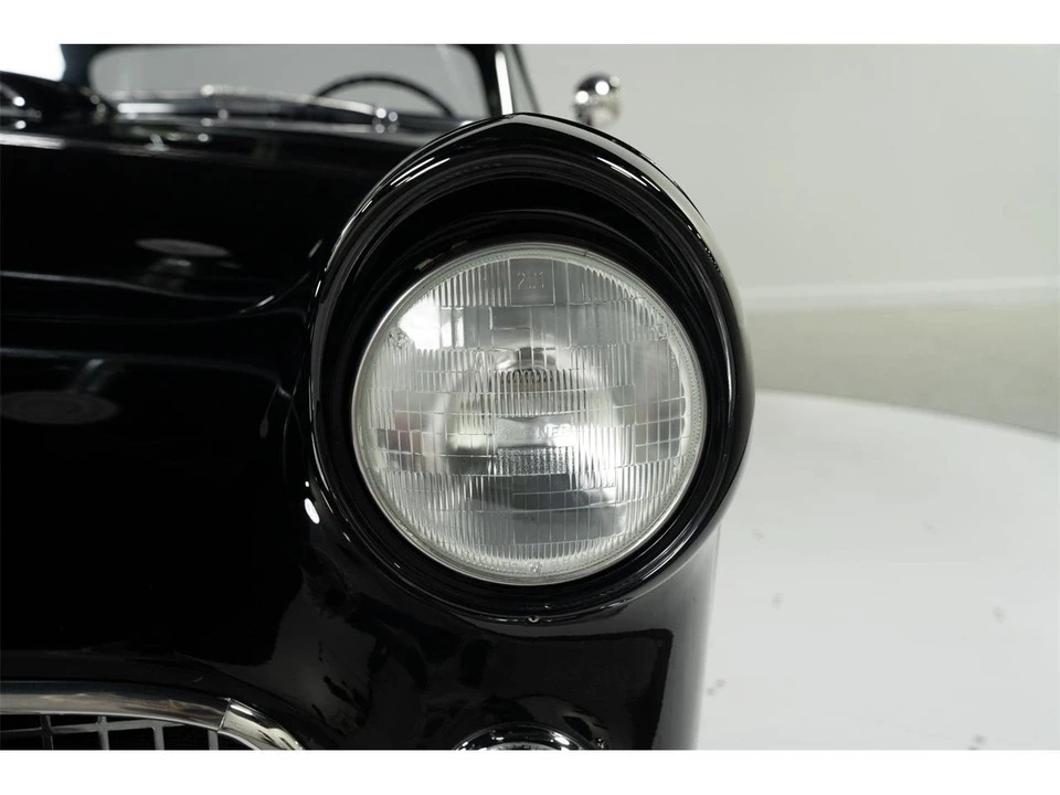 1955 Ford Thunderbird 1st Gen - Image 11 of 31