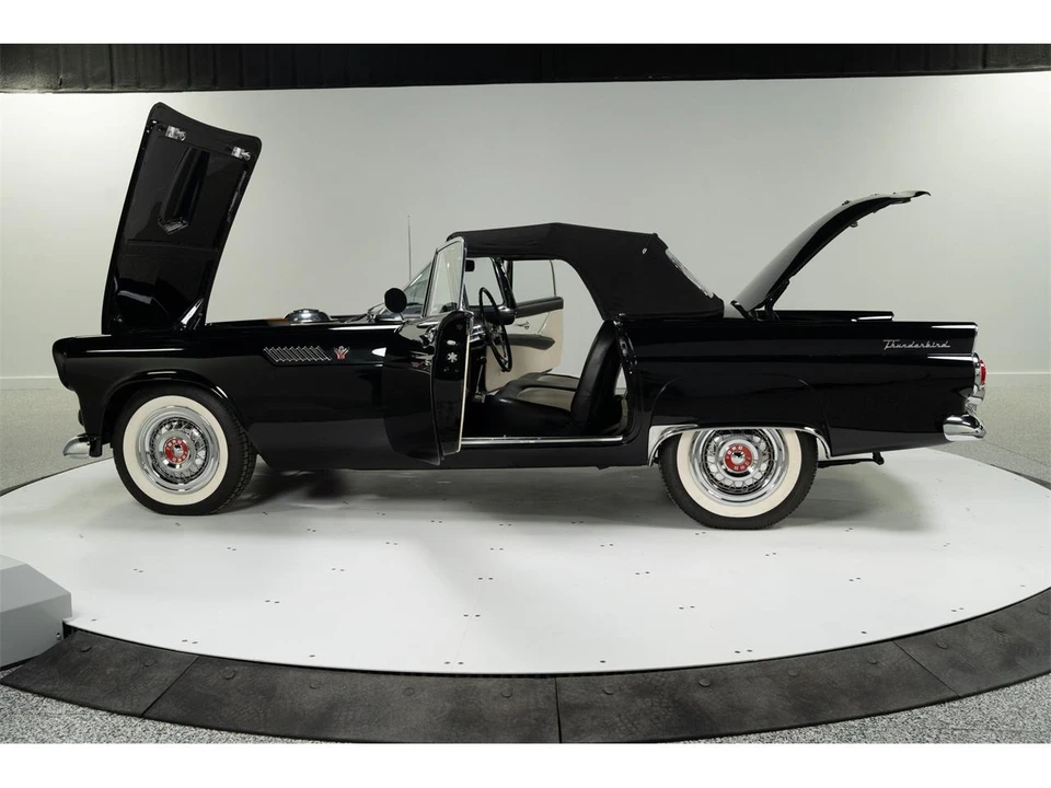 1955 Ford Thunderbird 1st Gen - Image 27 of 31