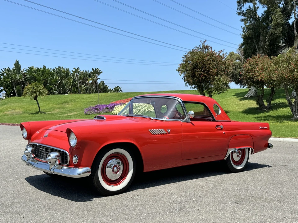 1955 Ford Thunderbird 1st Gen - Image 29 of 31