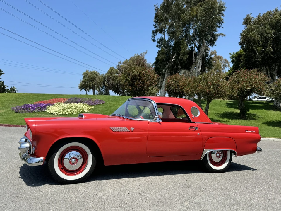 1955 Ford Thunderbird 1st Gen - Image 28 of 31