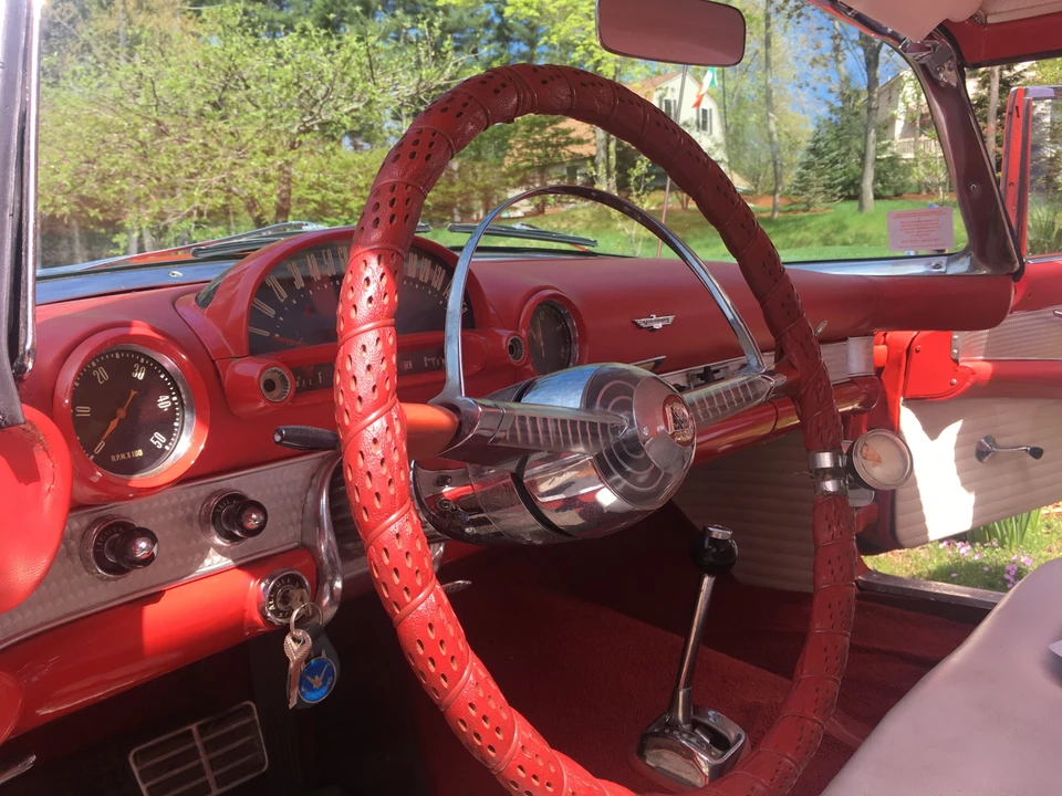 1955 Ford Thunderbird 1st Gen - Image 26 of 31