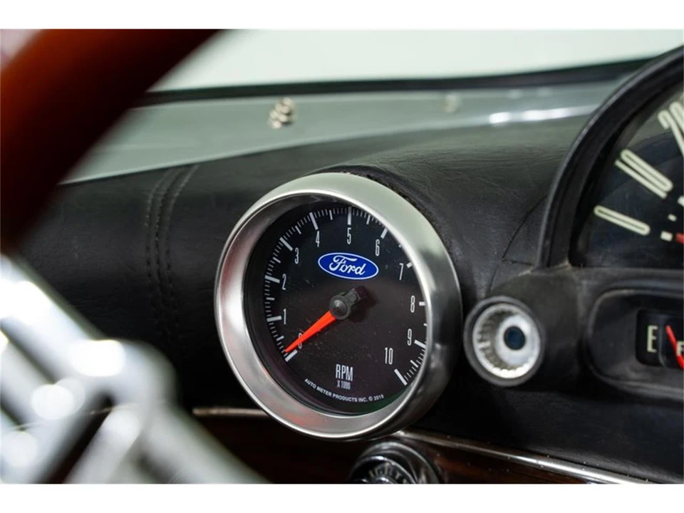 1955 Ford Thunderbird 1st Gen - Image 28 of 31
