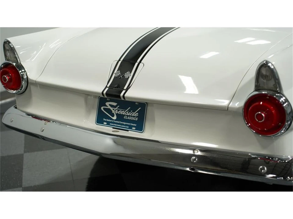 1955 Ford Thunderbird 1st Gen - Image 23 of 31