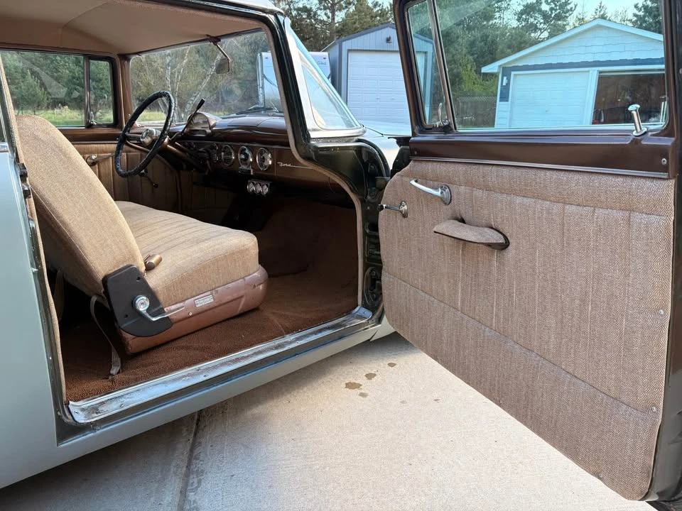 1955 Ford Customline - Image 10 of 12