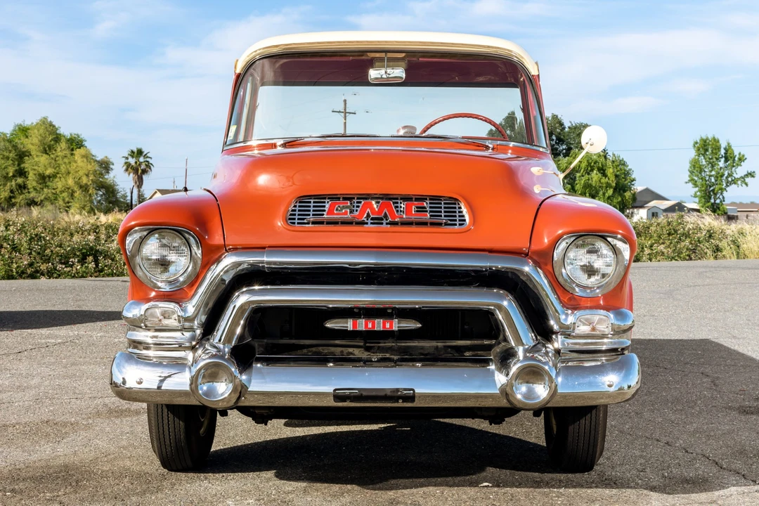 1955 GMC Suburban 4th Gen - Image 3 of 31