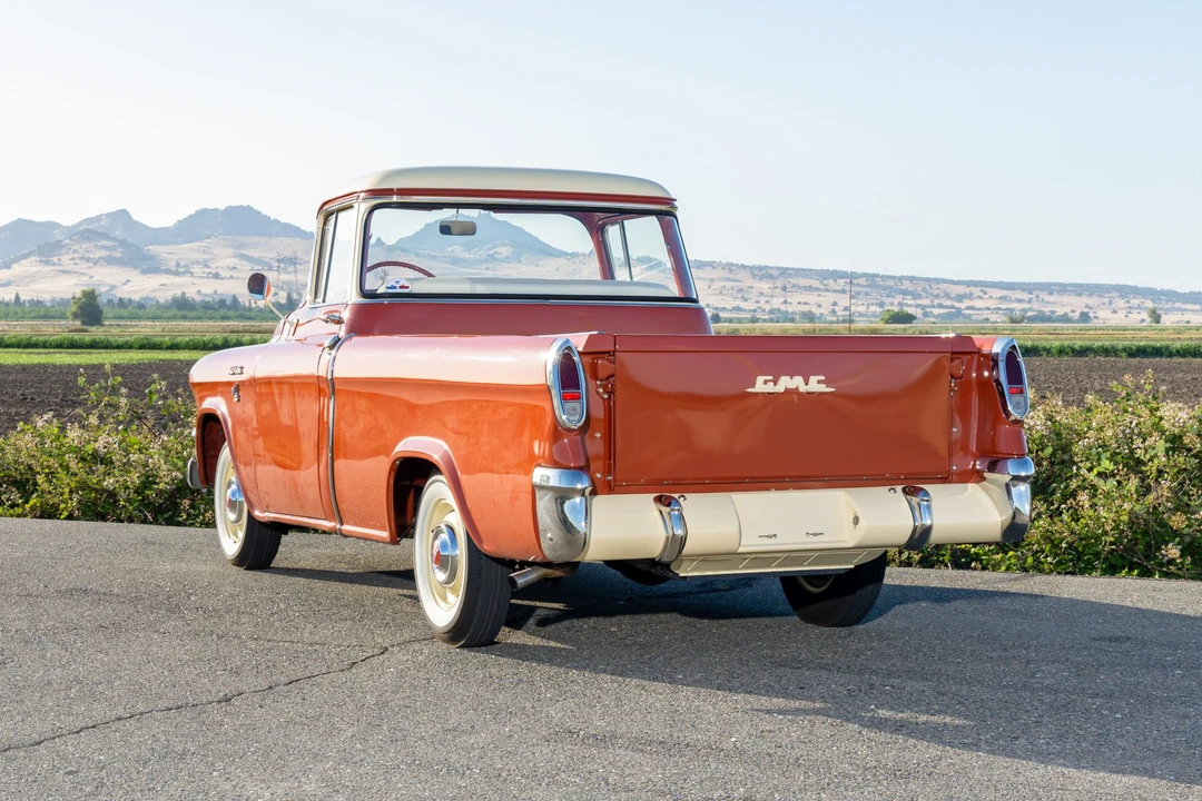 1955 GMC Suburban 4th Gen - Image 8 of 31